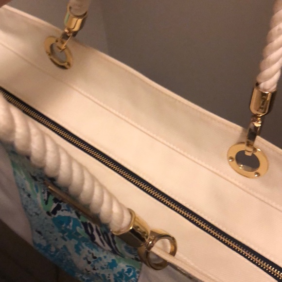Lilly Pulitzer Beach Bag - Picture 5 of 6